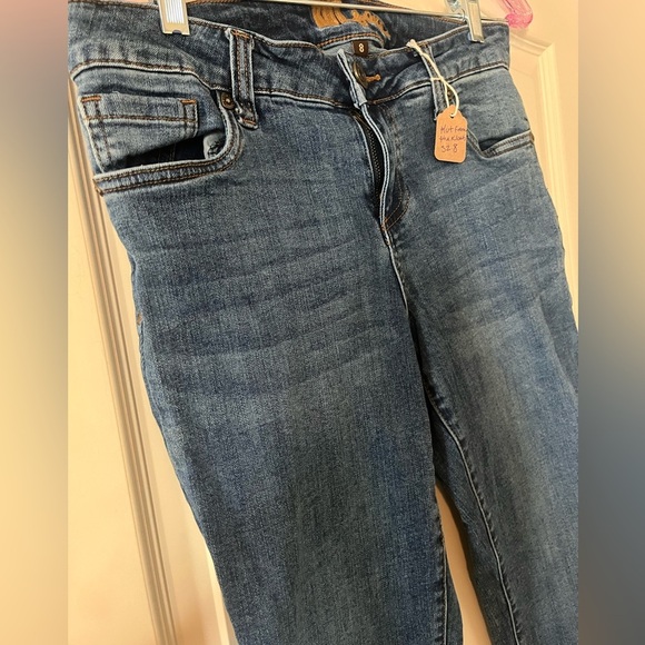 Kut from the Kloth Medium Wash Cropped Women's Denim Jeans Size 8 - Picture 6 of 15